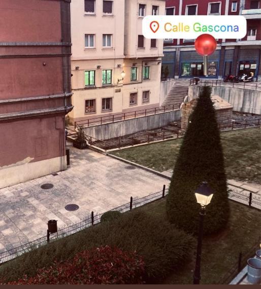 La Ventana De Foncalada Exterior Tranquilo Pleno Centro Parking Gratis Wifi Apartment Oviedo Bagian luar foto